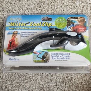 Boca Clips Mister Cool Clip Dolphin Portable Fan